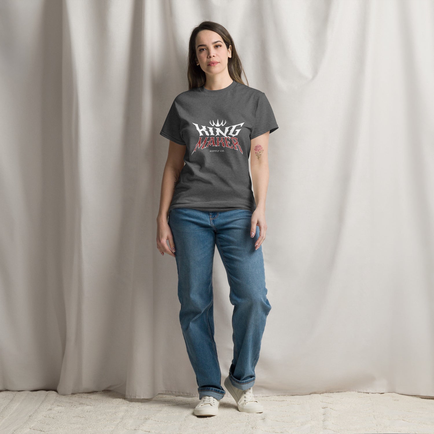 Unisex classic tee.The 100% cotton unisex classic tee ,Sport Grey is 90% cotton, 10% polyester.